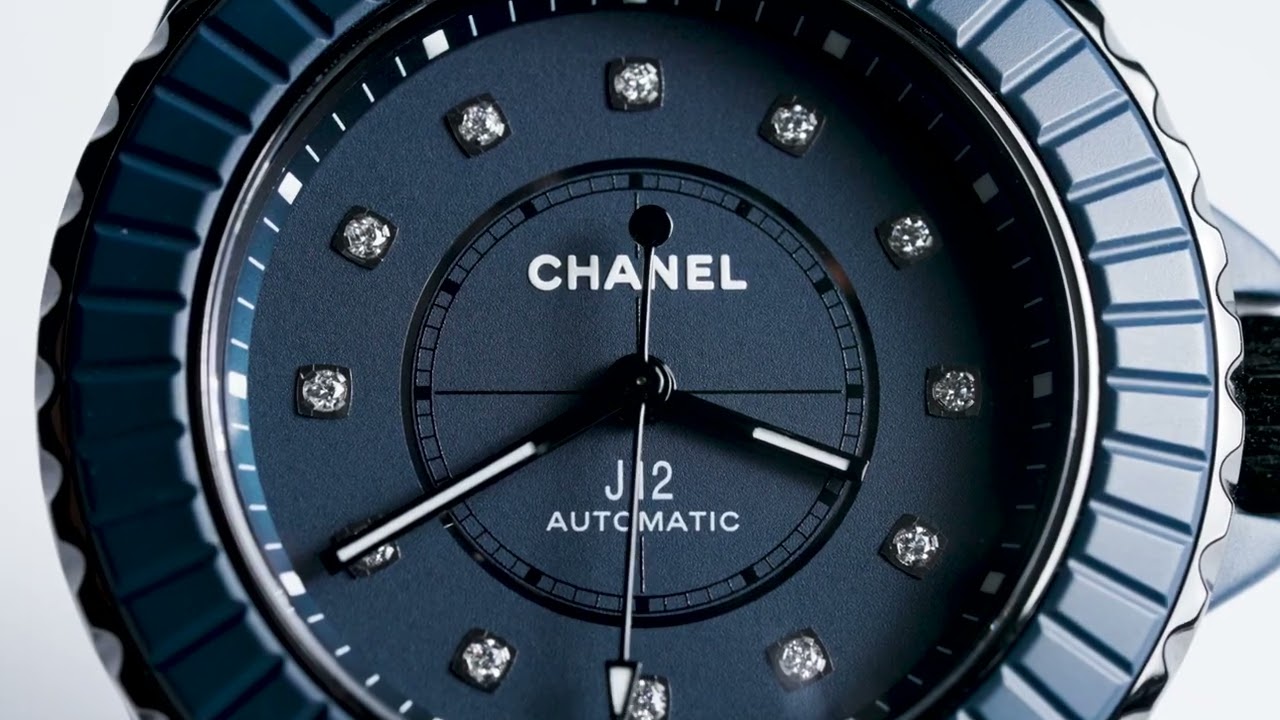 CHANEL J12 — Advertising Film / 廣告影片 project by Moss & Grain.